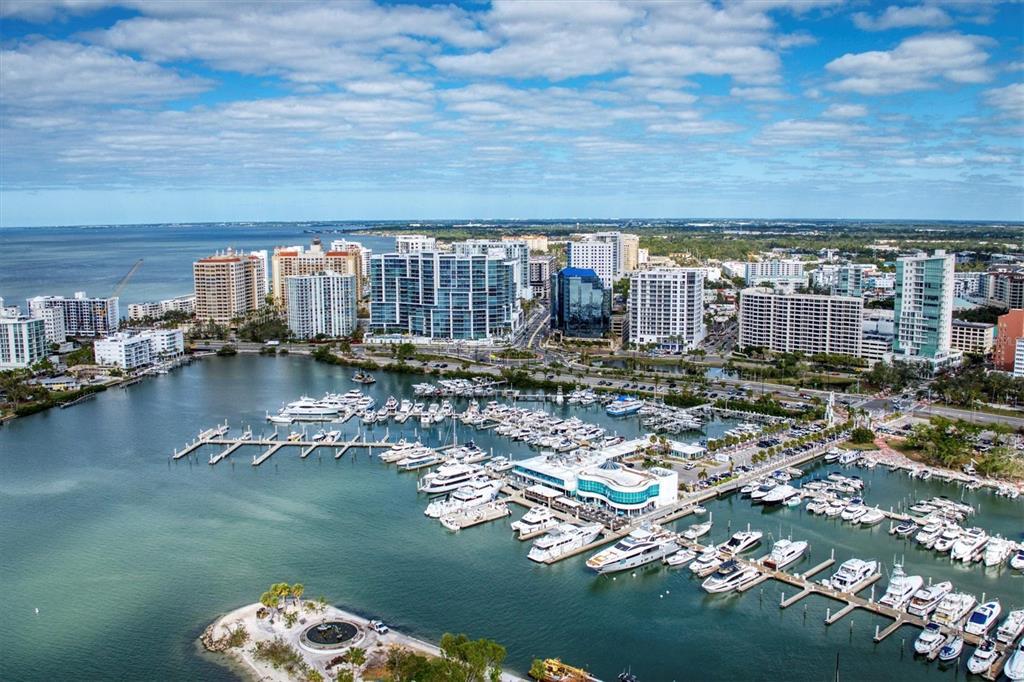Picture of 1155 N Gulfstream Avenue Unit 1205, Sarasota, FL 34236