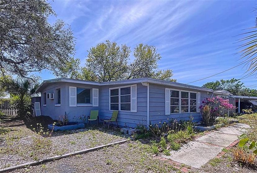Picture of 10128 114Th Terrace N, Largo FL 33773