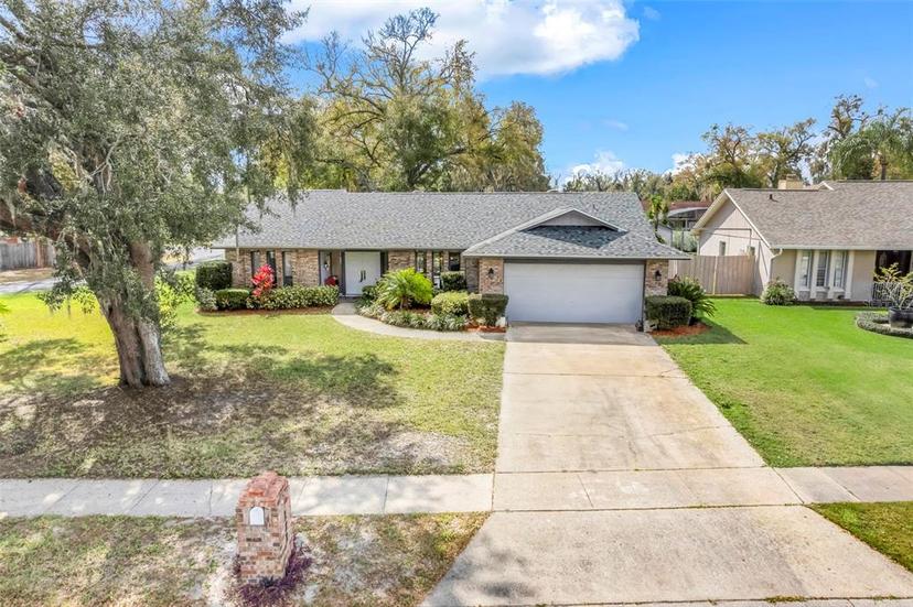 Picture of 282 Lake Griffin Circle, Casselberry FL 32707