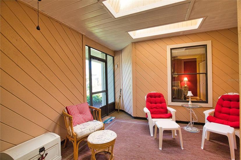 Picture of 7941 Pineglen Court Unit 37, Sarasota FL 34238