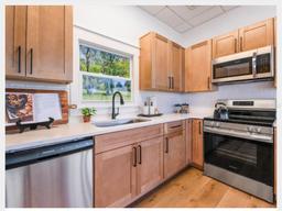 Picture of 11001 Creek Dr, Alachua, FL 32615