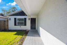 Picture of 509 13Th Avenue Nw, Largo, FL 33770