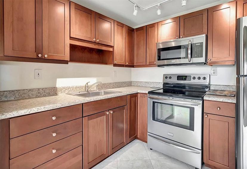 Picture of 96 Burgundy B, Delray Beach FL 33484
