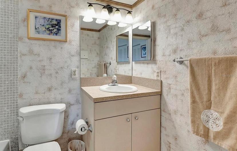 Picture of 96 Burgundy B, Delray Beach FL 33484