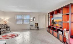 Picture of 96 Burgundy B, Delray Beach, FL 33484
