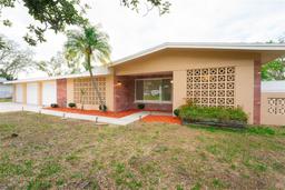 Picture of 1712 Faulds Road N, Clearwater, FL 33756