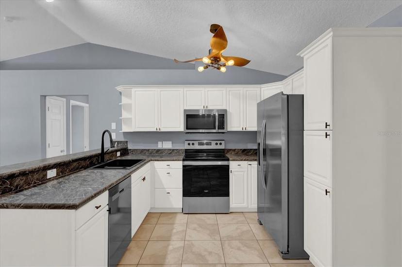 Picture of 927 Birch Avenue, Inverness FL 34452