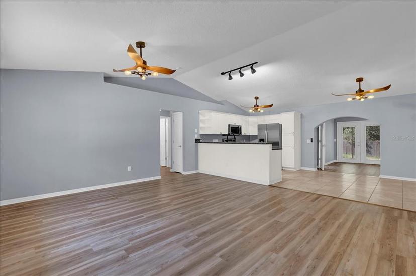 Picture of 927 Birch Avenue, Inverness FL 34452