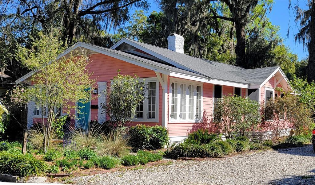 Picture of 411 NE 6Th Avenue, Gainesville, FL 32601