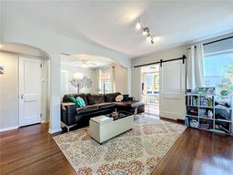 Picture of 2107 University Drive, Orlando, FL 32804