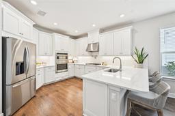 Picture of 9236 Tequila Sunrise Drive, Sarasota, FL 34241