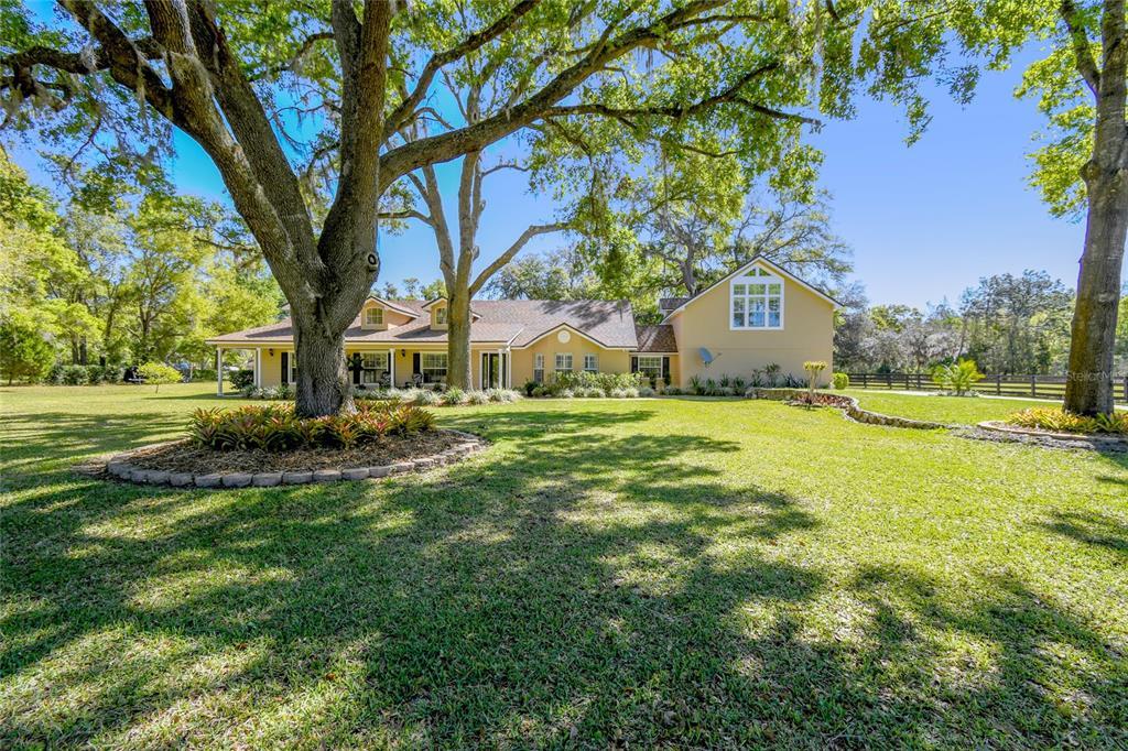 Picture of 40600 Louise Road, Umatilla, FL 32784