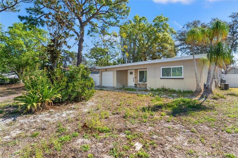 Picture of 422 Crosswinds Drive, Palm Harbor FL 34683