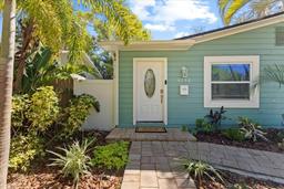 Picture of 4750 Burlington Avenue N, St Petersburg, FL 33713