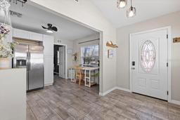 Picture of 4750 Burlington Avenue N, St Petersburg, FL 33713