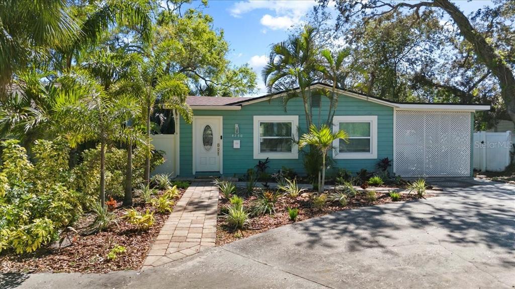 Picture of 4750 Burlington Avenue N, St Petersburg, FL 33713