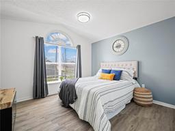Picture of 300 Keswick Avenue, Davenport, FL 33897