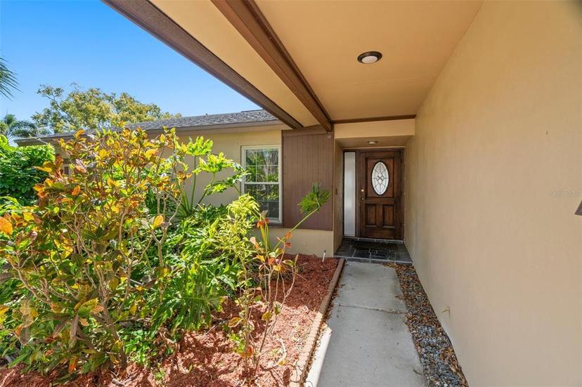 Picture of 1629 Brook Drive, Dunedin FL 34698