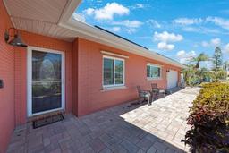 Picture of 1694 Harbor Circle W, Largo, FL 33770
