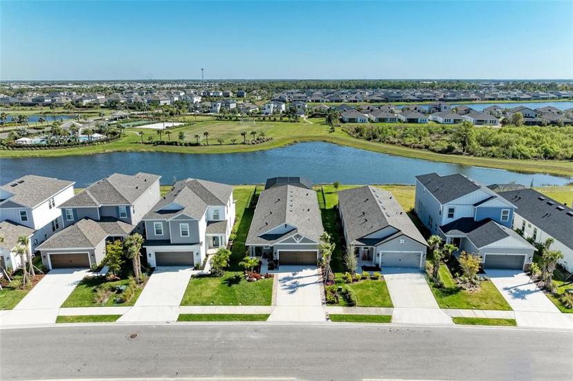 Picture of 4253 Pond Brook Court, Bradenton FL 34211