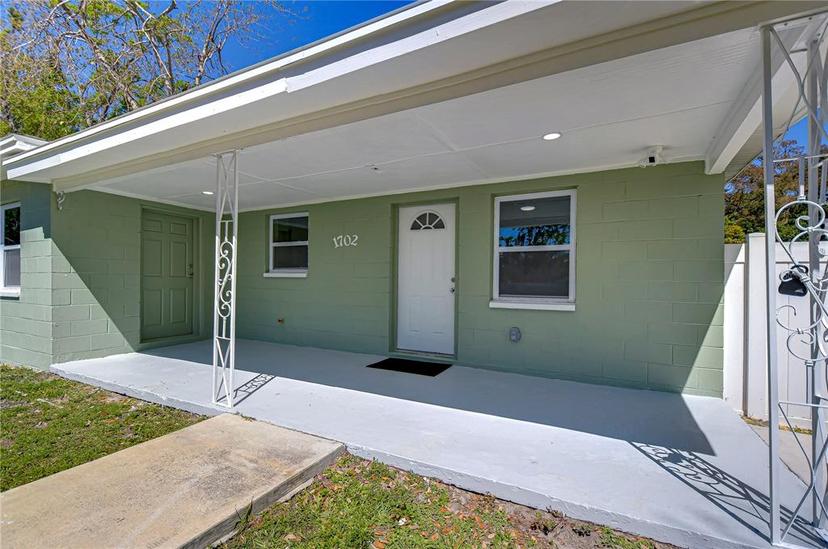 Picture of 1702 E Frierson Avenue, Tampa FL 33610