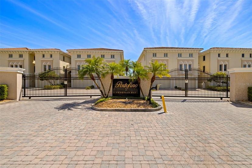 Picture of 1076 Paseo Del Rio Ne, St Petersburg FL 33702