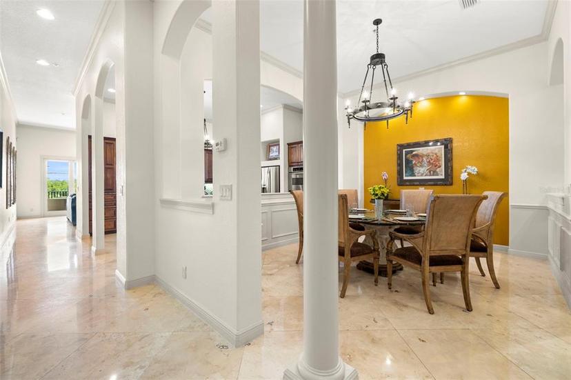 Picture of 1076 Paseo Del Rio Ne, St Petersburg FL 33702