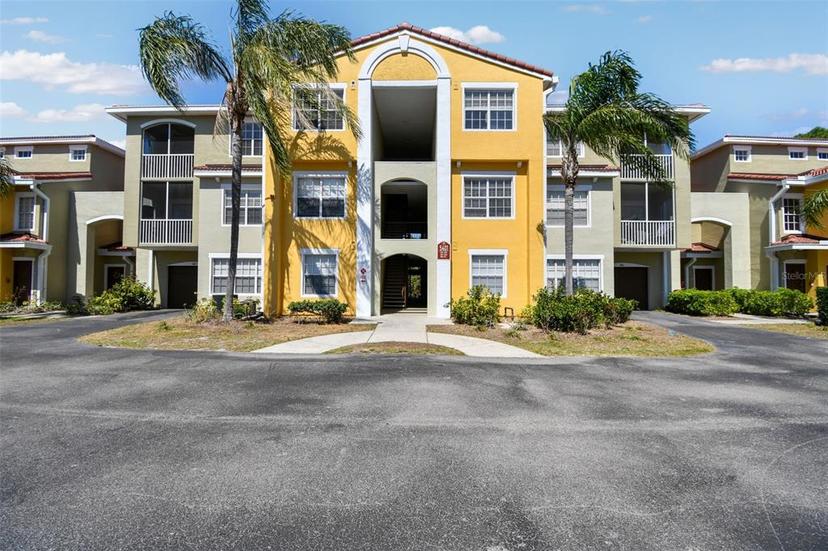 Picture of 5401 Bentgrass Drive Unit 1-302, Sarasota FL 34235