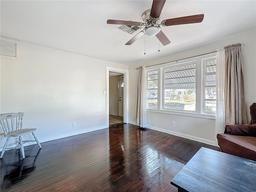 Picture of 1700 30Th Avenue N, St Petersburg, FL 33713