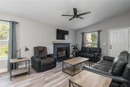 Picture of 3958 Dream Oak Place Unit 203, Tampa, FL 33613