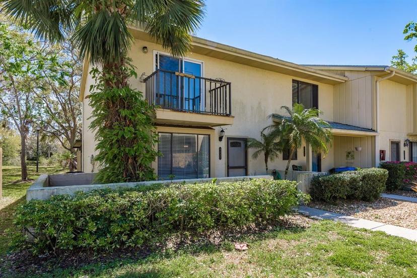 Picture of 9037 Pebble Creek Drive, Tampa FL 33647