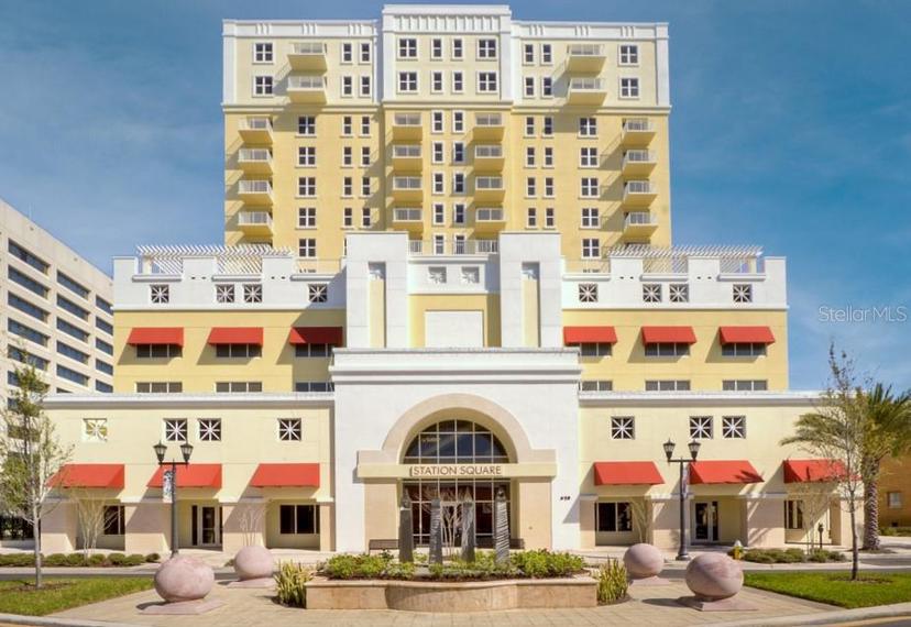 Picture of 628 Cleveland Street Unit 907, Clearwater FL 33755