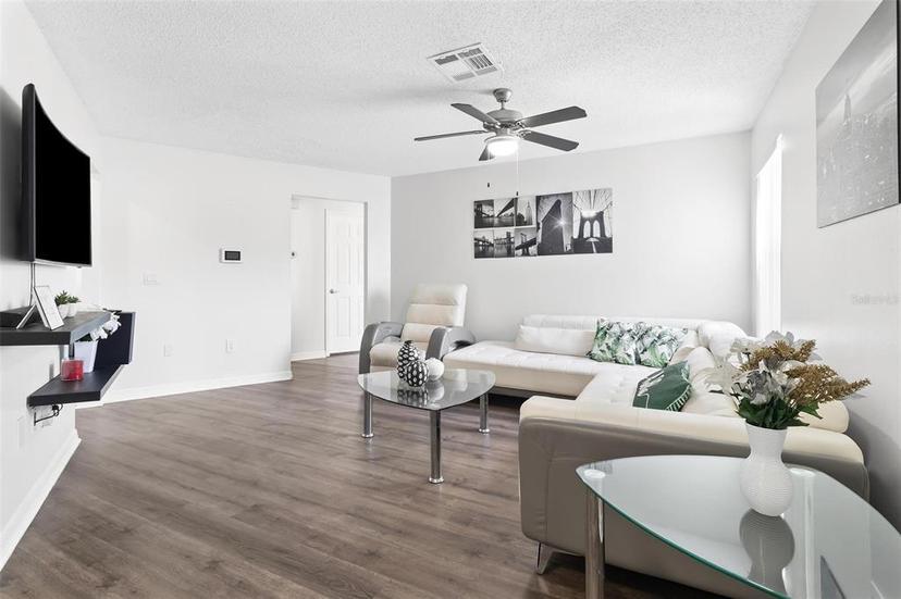 Picture of 621 Chilt Drive, Brandon FL 33510