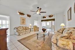 Picture of 704 Pinnacle Drive, Haines City, FL 33844