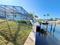 Picture of 5016 Mangrove Point Road, Bradenton, FL 34210