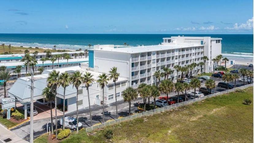 Picture of 935 S Atlantic Avenue Unit 402, Daytona Beach FL 32118