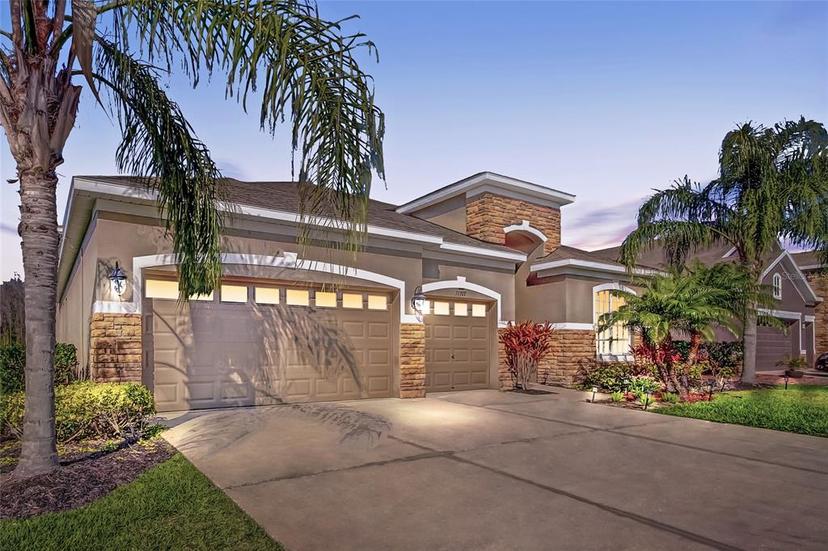 Picture of 31707 Holcomb Pass, Wesley Chapel FL 33543