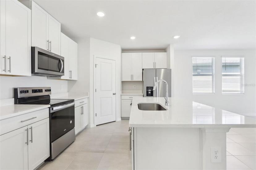 Picture of 2098 Rosewood Drive, Bartow FL 33830