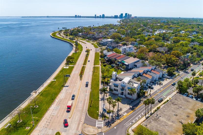 Picture of 710 S Brevard Avenue, Tampa FL 33606
