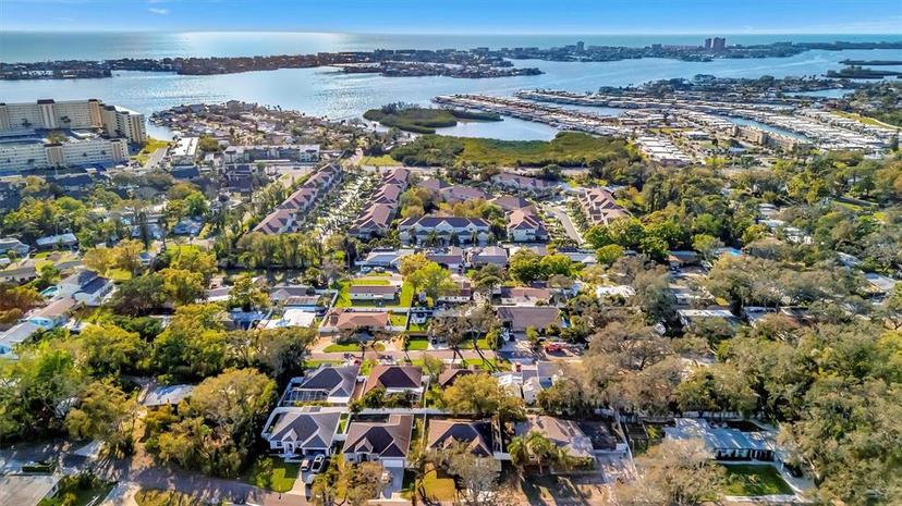 Picture of 4962 112Th Street N, St Petersburg FL 33708