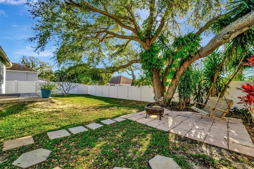 Picture of 4962 112Th Street N, St Petersburg FL 33708