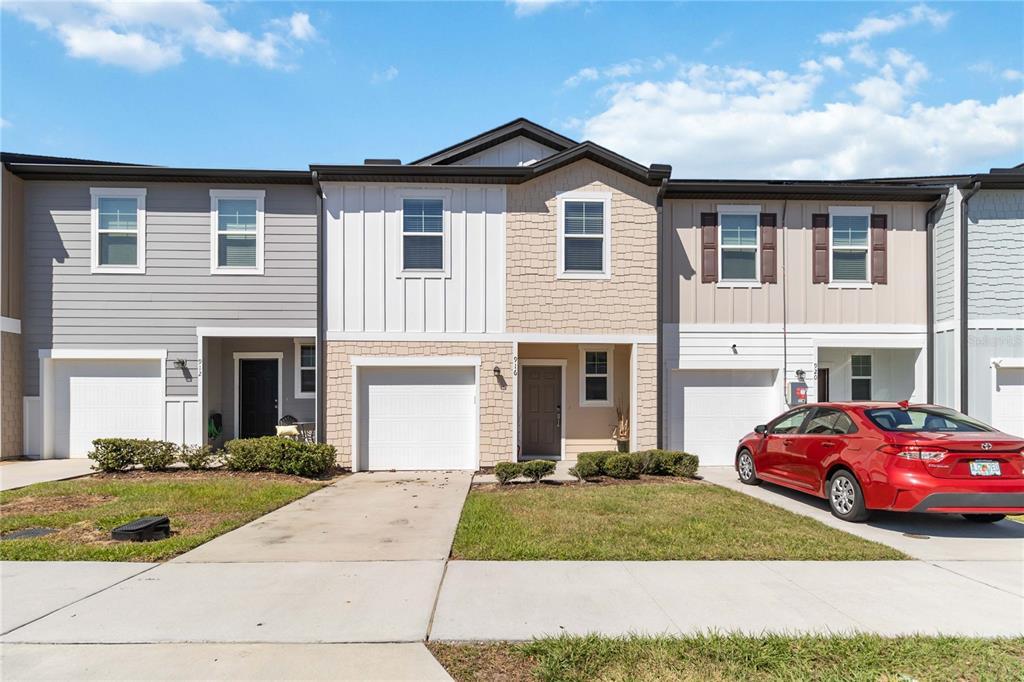 Picture of 916 Grandin Street, Davenport, FL 33837