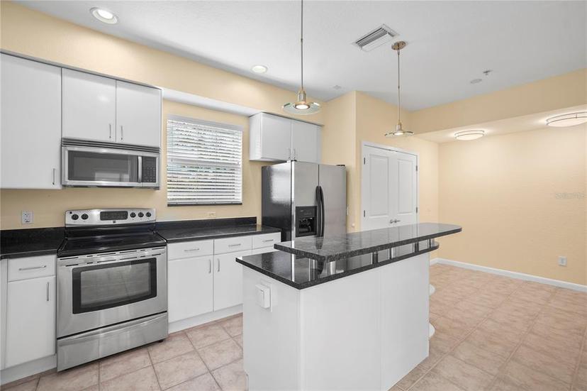 Picture of 3405 W Swann Avenue Unit 9, Tampa FL 33609