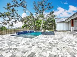 Picture of 464 Long & Winding Road, Groveland, FL 34736