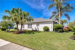 Picture of 1915 Fellsway Court, Wesley Chapel, FL 33543
