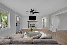 Picture of 1235 14Th Street N, St Petersburg, FL 33705