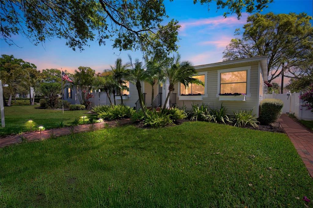 Picture of 1235 14Th Street N, St Petersburg, FL 33705