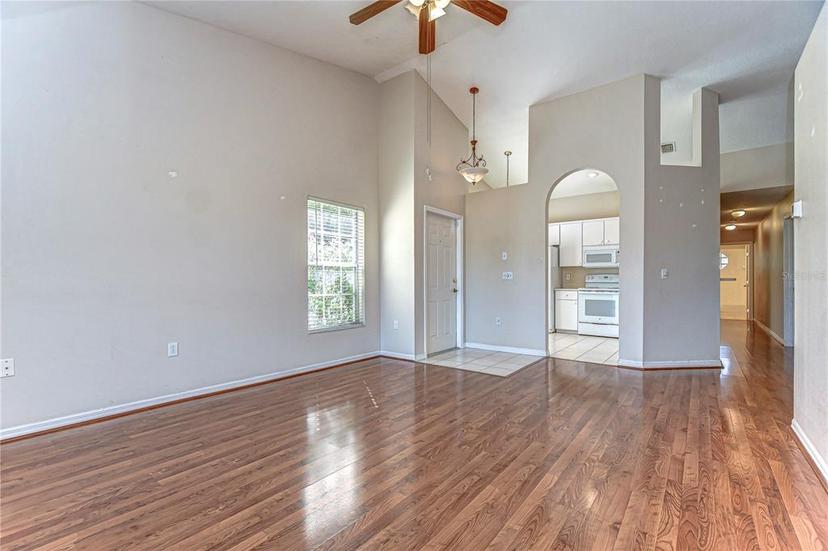 Picture of 34907 Double Eagle Court, Zephyrhills FL 33541