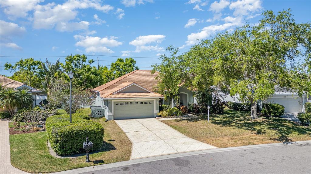 Picture of 7581 Palmer Glen Circle, Sarasota, FL 34240