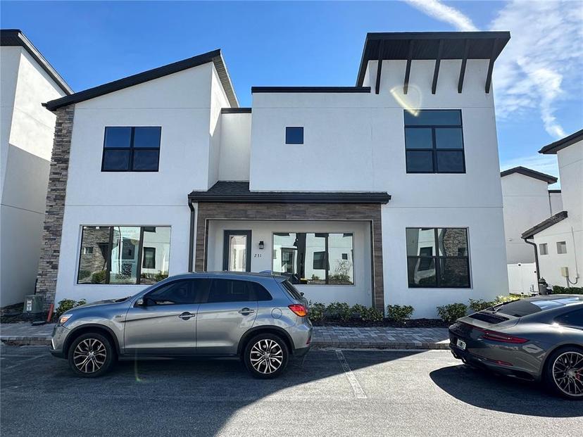 Picture of 231 Villa Domani Circle Unit 59, Davenport FL 33896